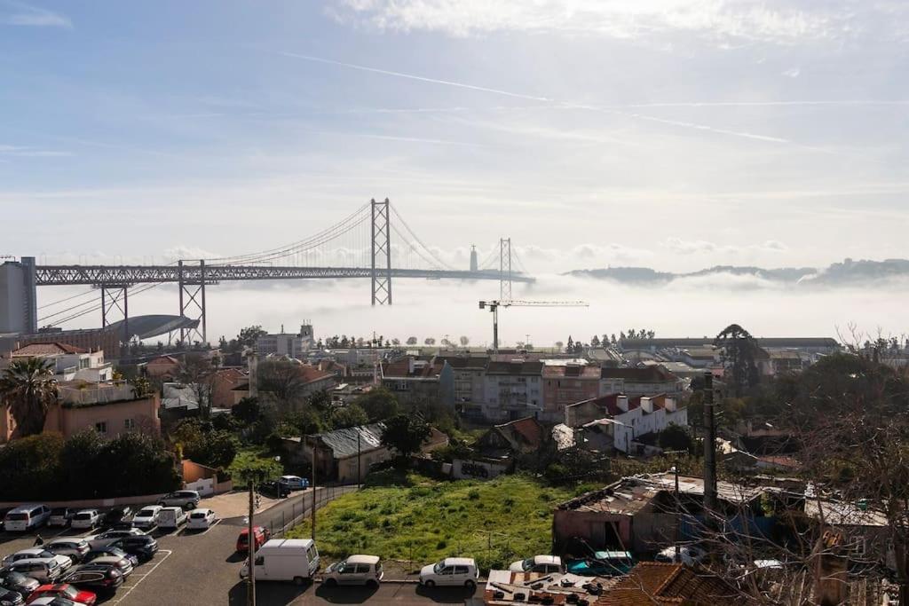 Apartamento Romantic Rooftop Apart W/ River View Ac Heating Lisboa