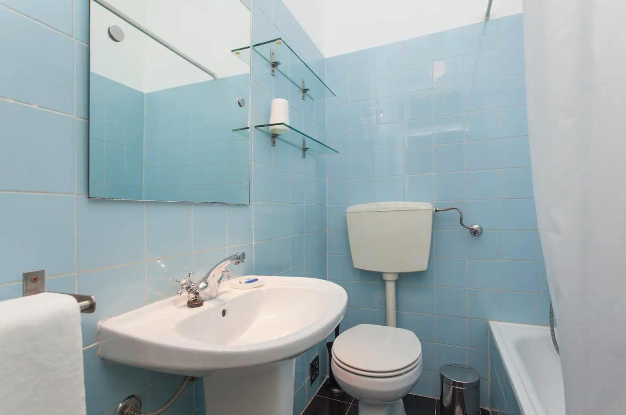 Whome Historical 2-bed Alfama Charm Apartment *