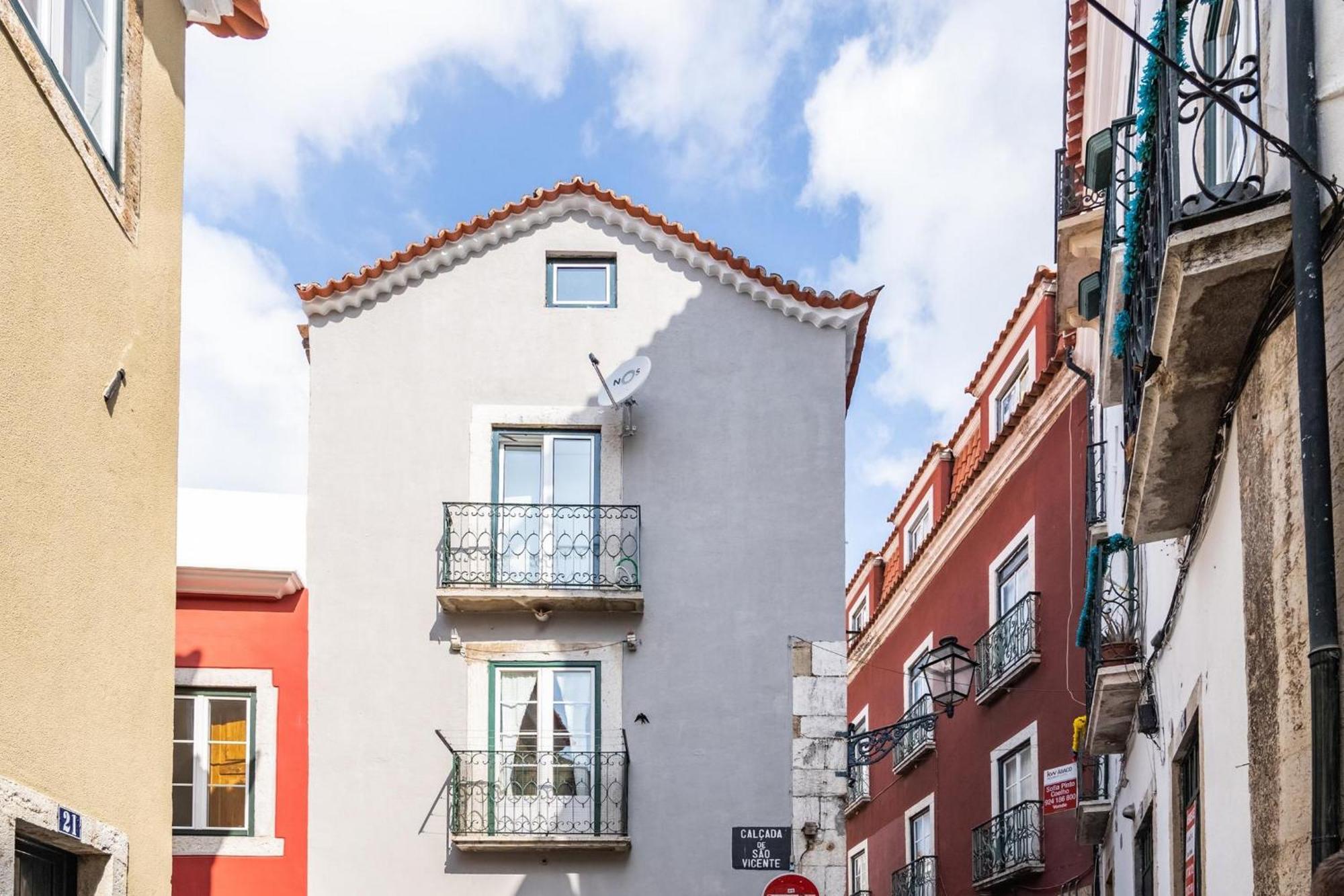 Akicity Alfama Ruby Apartment *