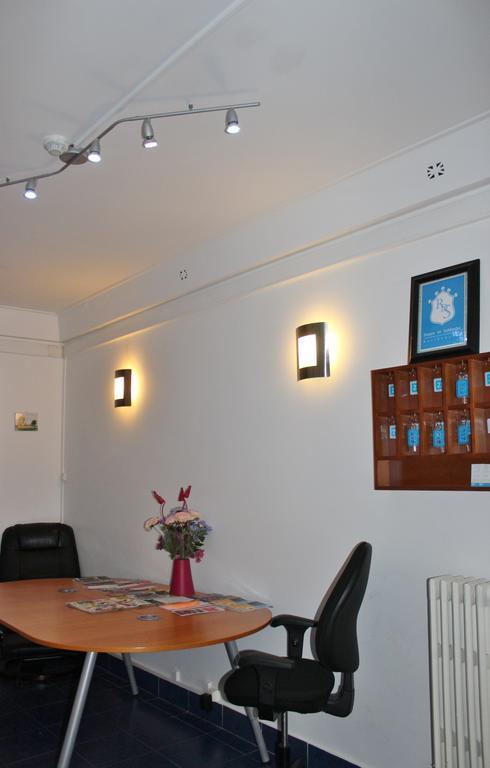 Residencial Duque De Saldanha Guest house