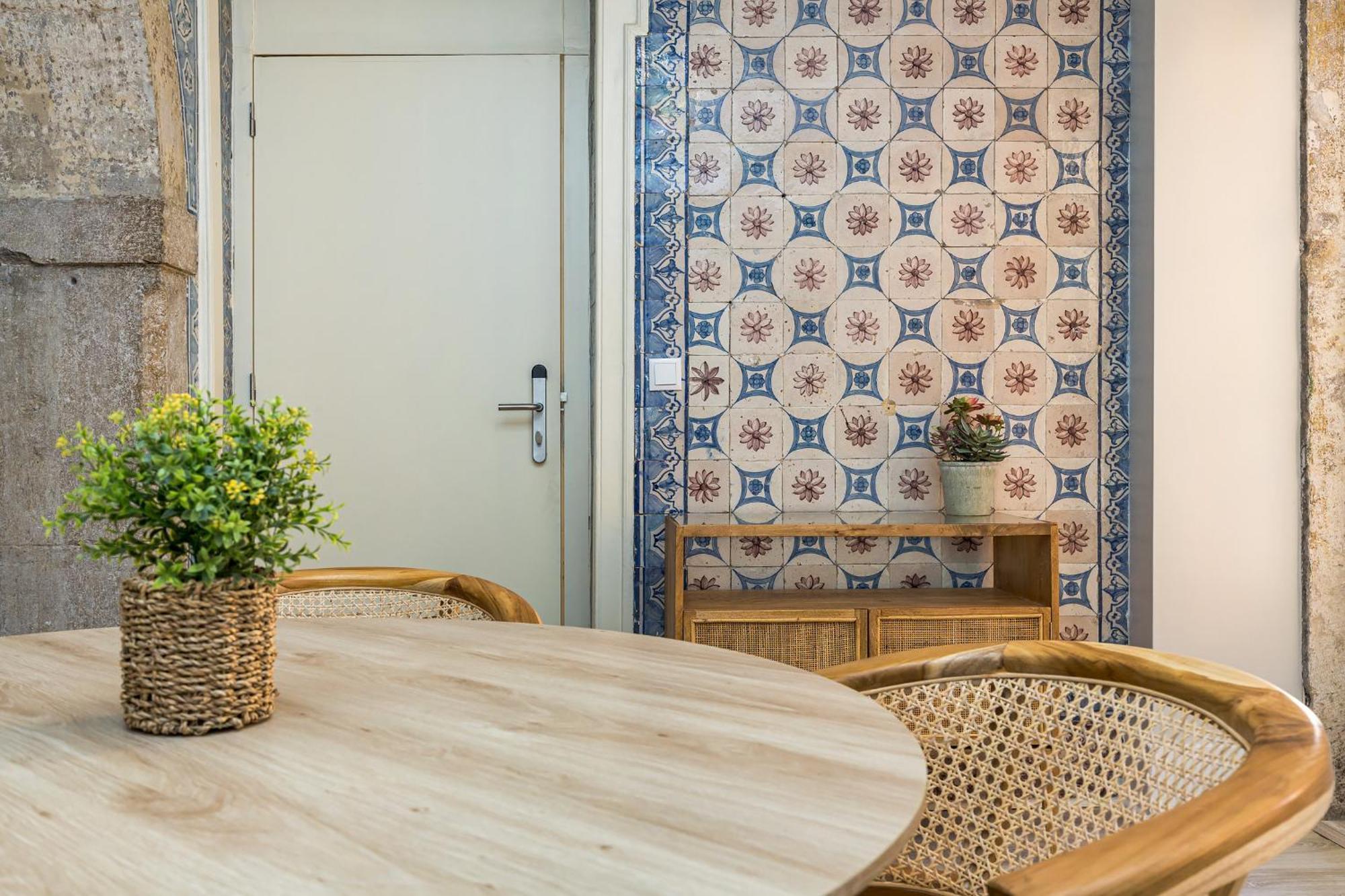 Metropolitan Living - Janelas Verdes * Lisbon