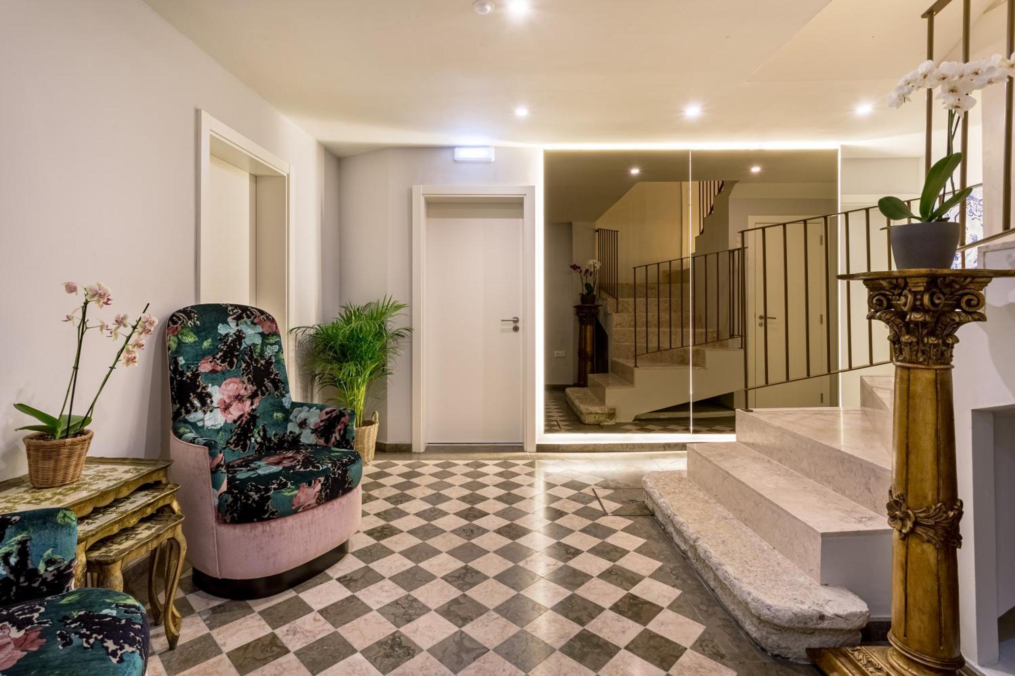 Joivy Flats Next To Rossio Square And Main Attractions