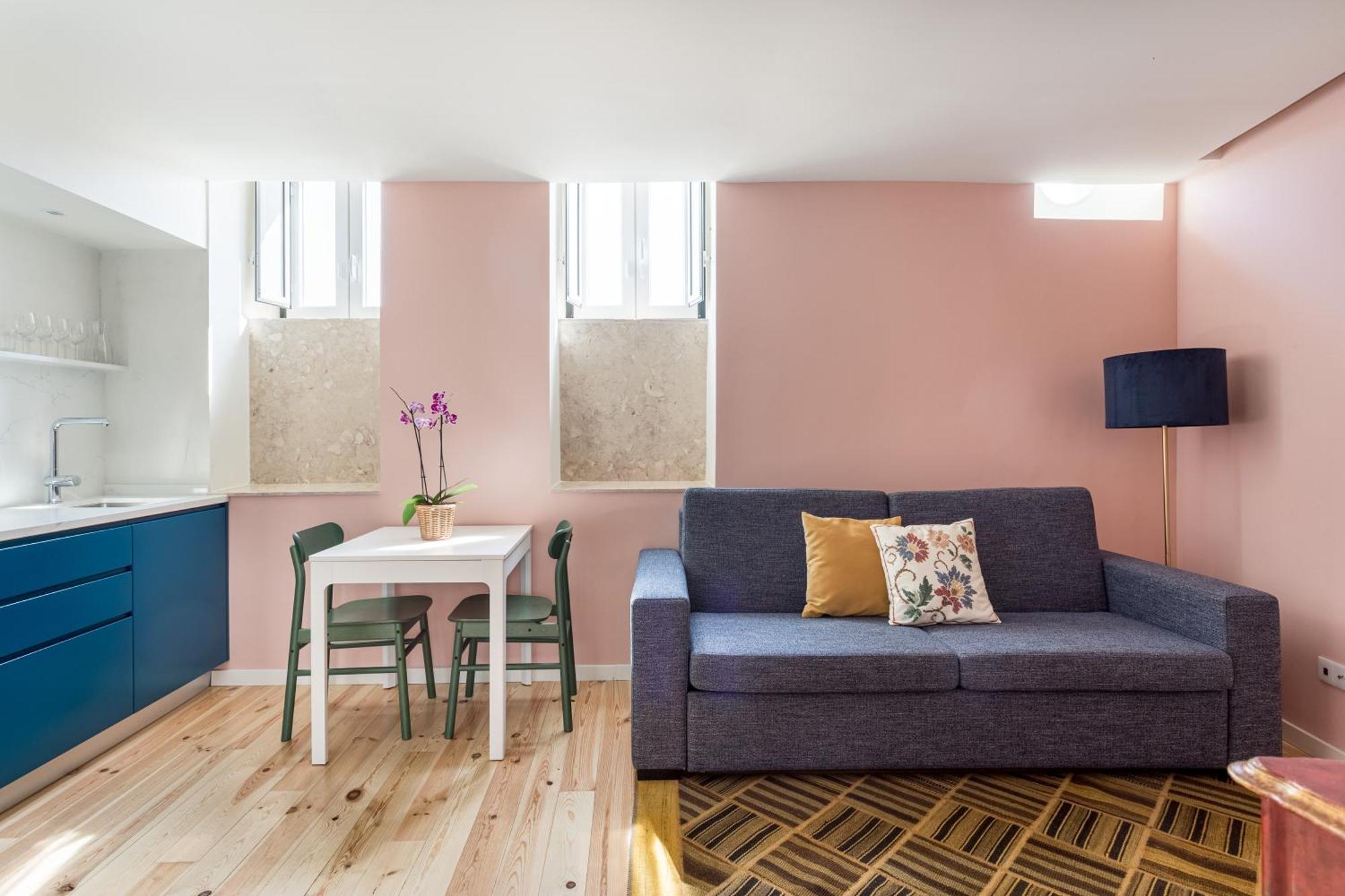 Joivy Flats Next To Rossio Square And Main Attractions *