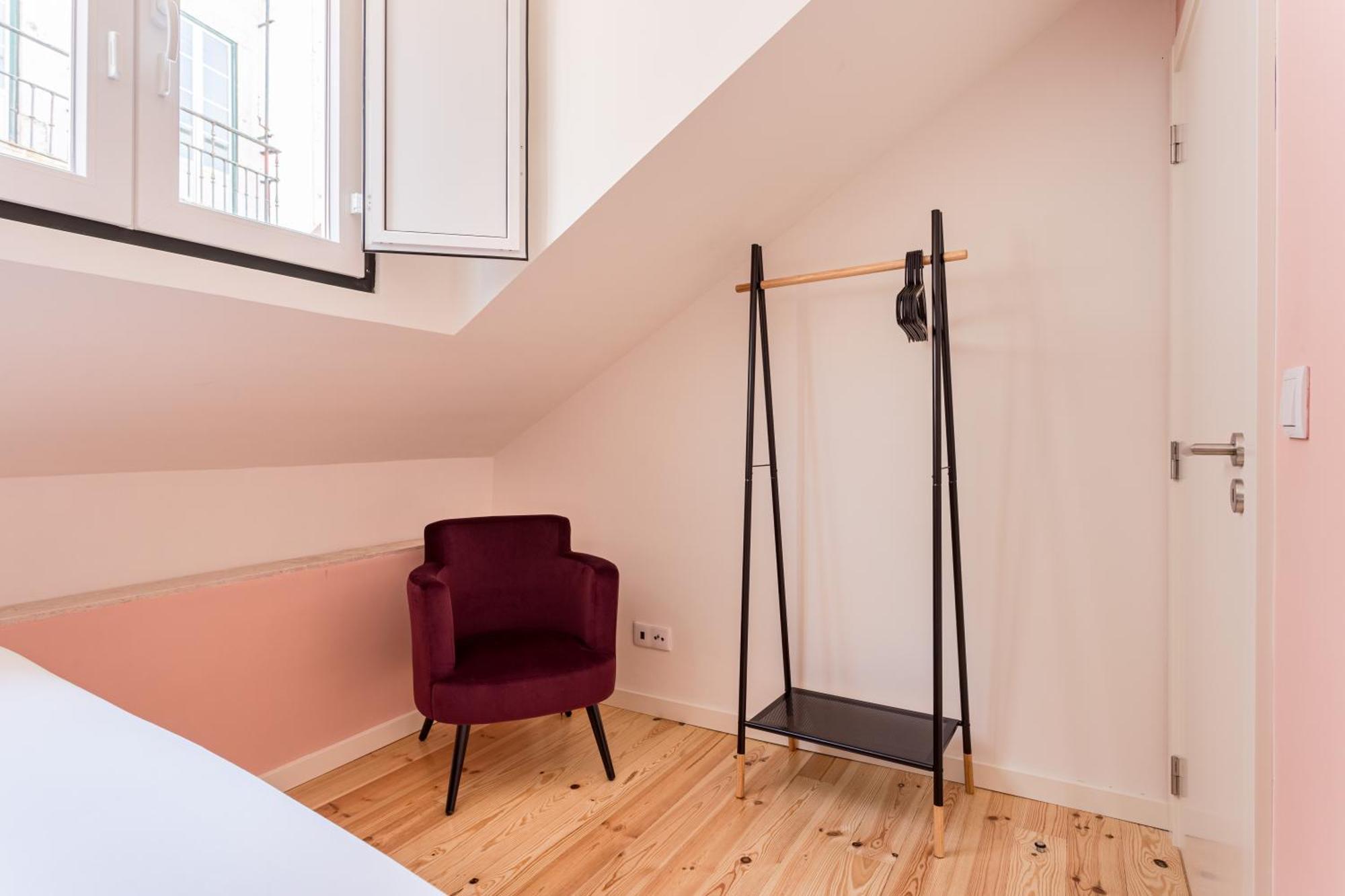 Joivy Flats Next To Rossio Square And Main Attractions * Lisbon