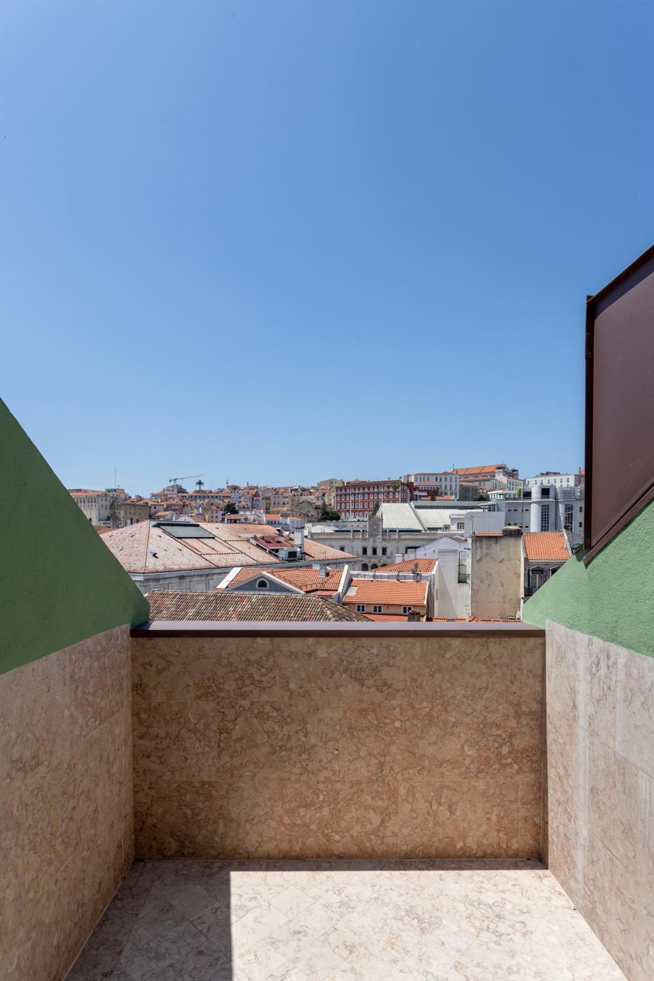 Joivy Flats Next To Rossio Square And Main Attractions * Lisbon