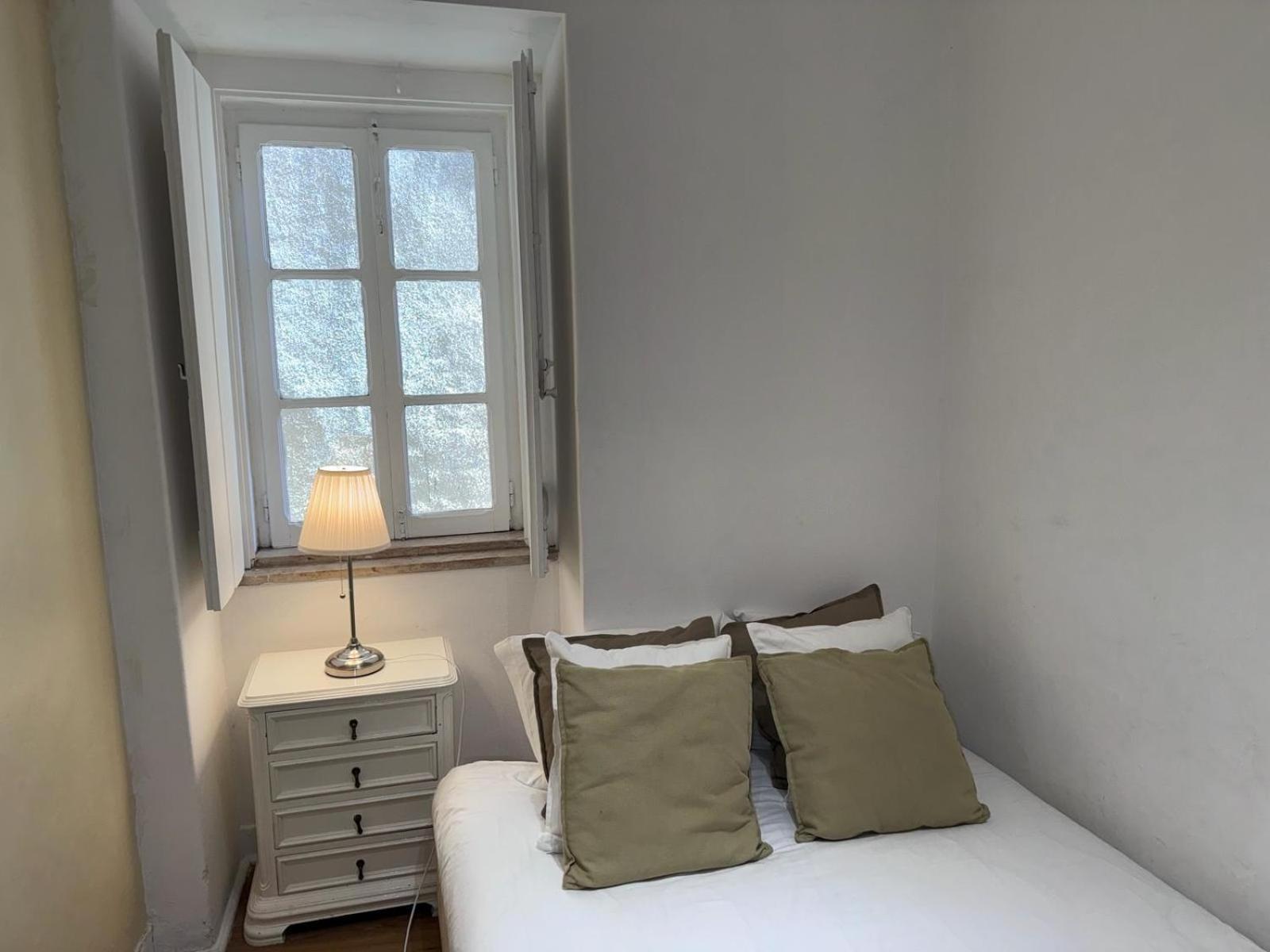 Alfama Vintage 1 Guests - Alfama Vintage 2 Five Guests - Alfama Vintage 3 Three Guests Lisbon