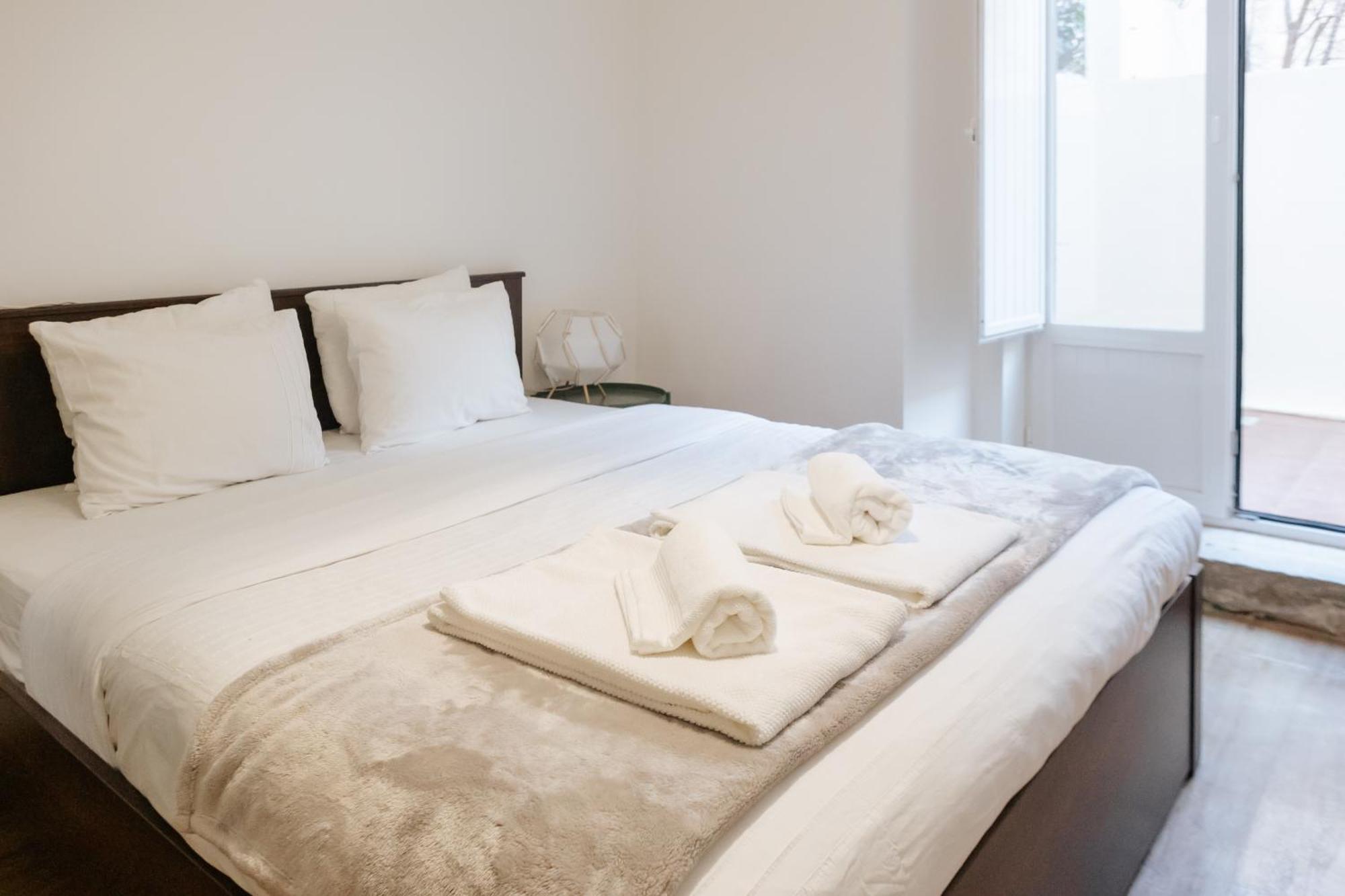 Apartment Diogo's Alcantara Ii By Mycelia Lisbon