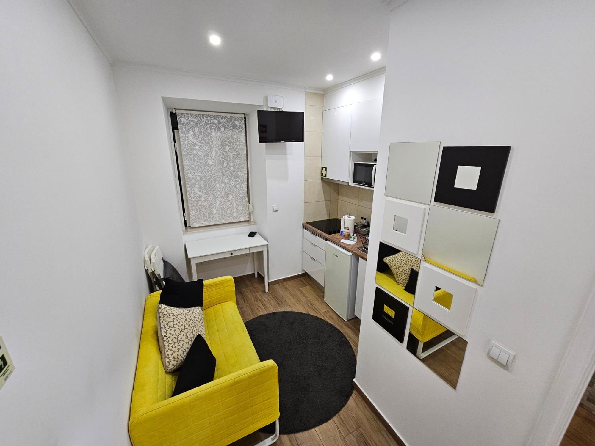 Queiros, 6 Lisbon