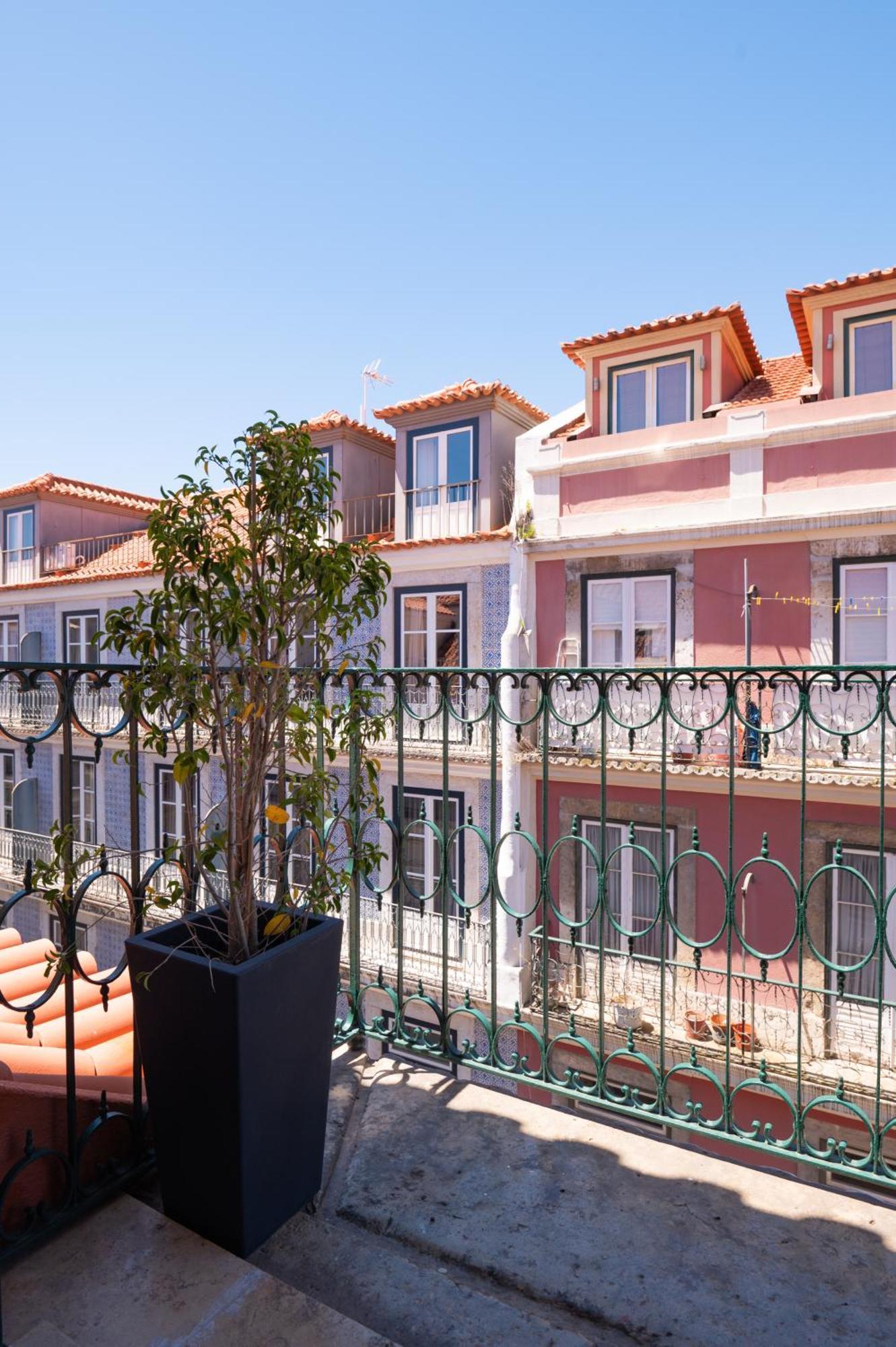 Hotel Ferraria Xvi Flh