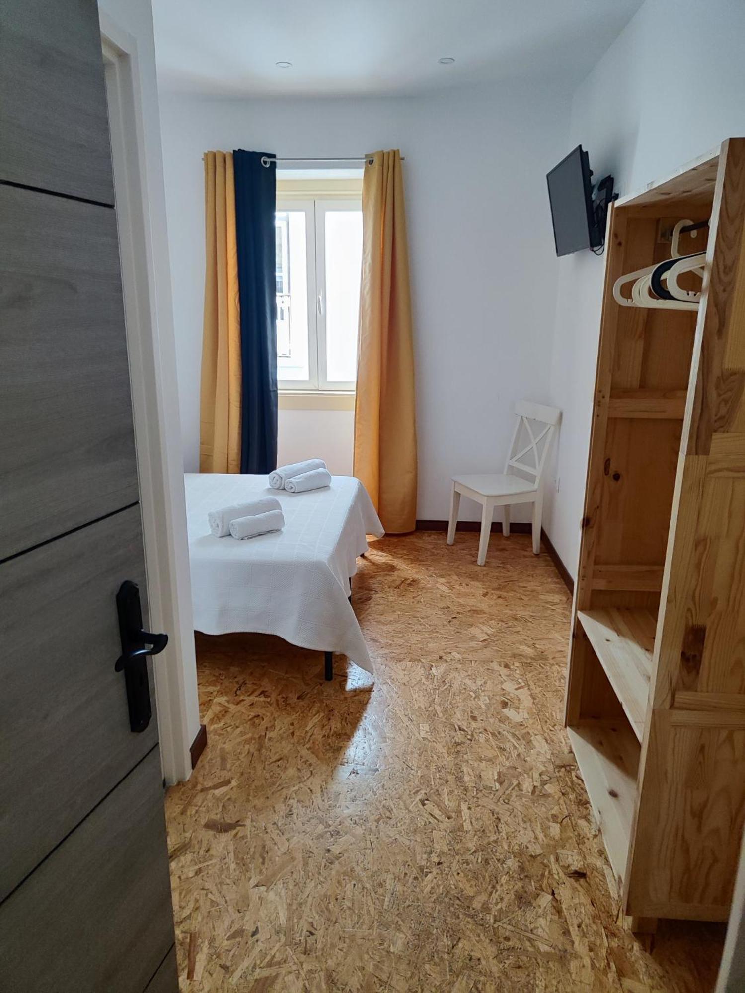 Guest house Guest House Rooms In Bairro Alto Lisbon