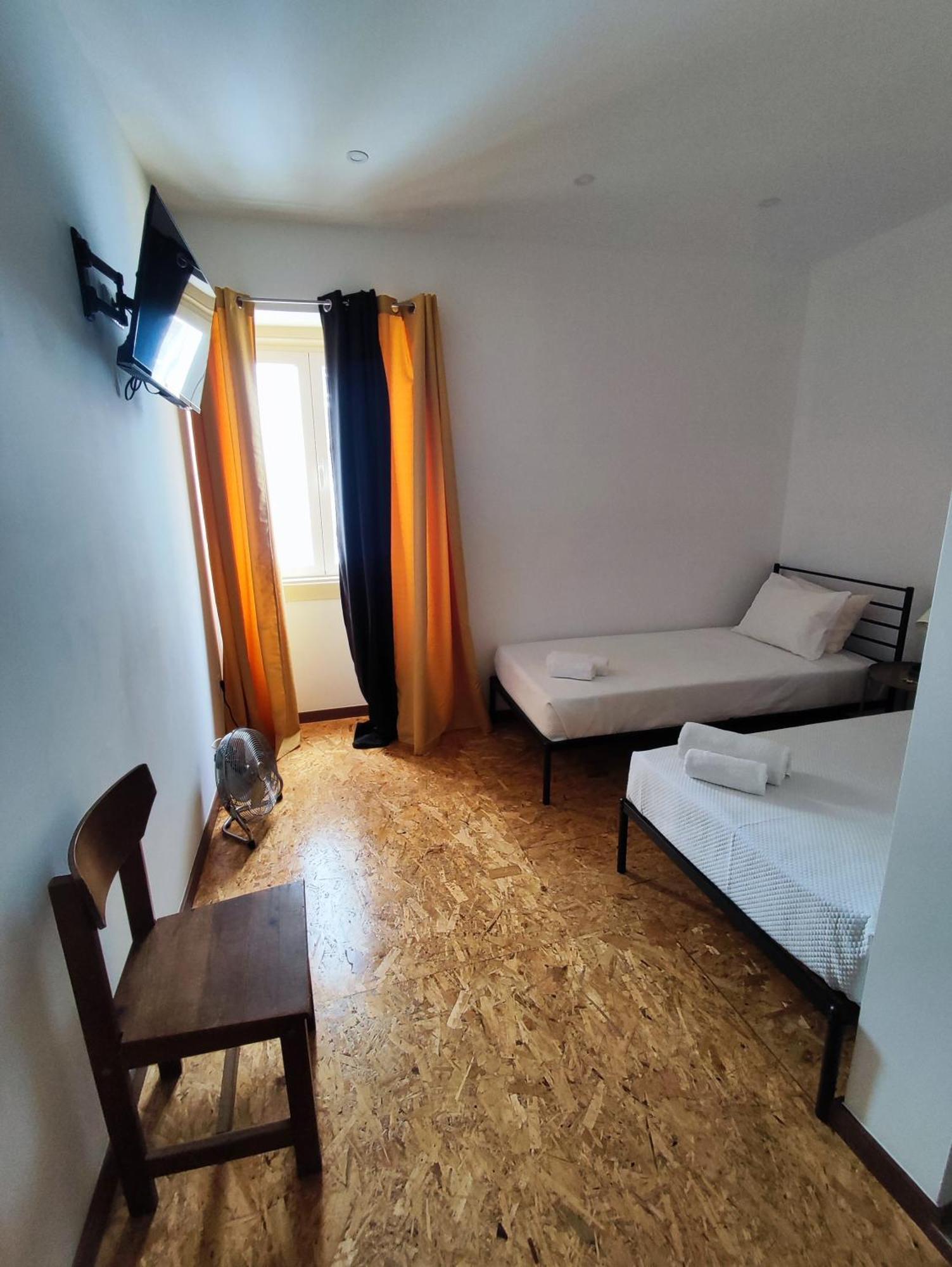 Guest House Rooms In Bairro Alto