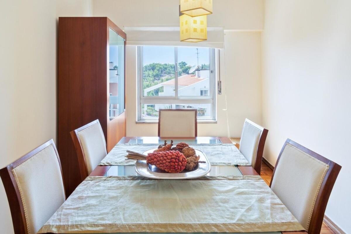Lovely 2 Bedroom With Terrace In Cascais * Lisbon