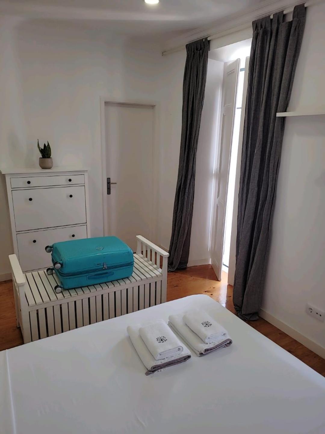 Quarto em Acomodações Particulares Varanda Privada Iroom *