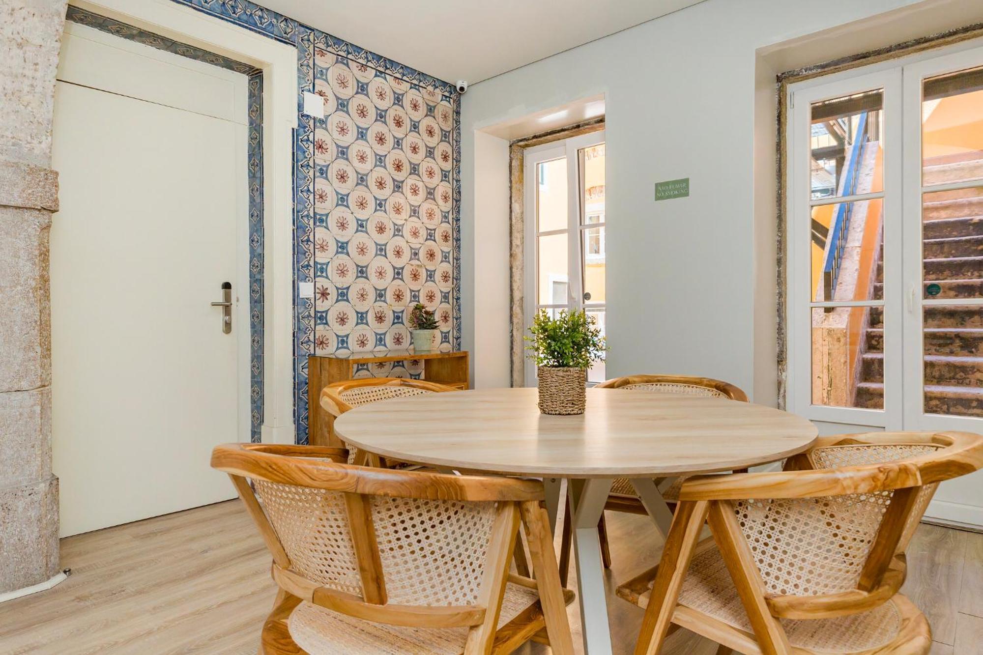Apartment Metropolitan Living - Janelas Verdes Lisbon