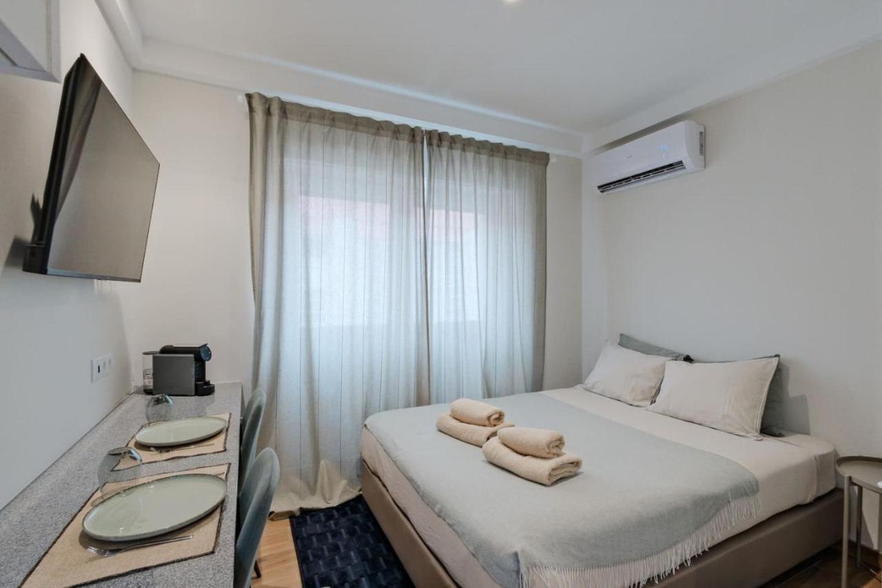Lovely Fully Equipped Near Subway N4 *