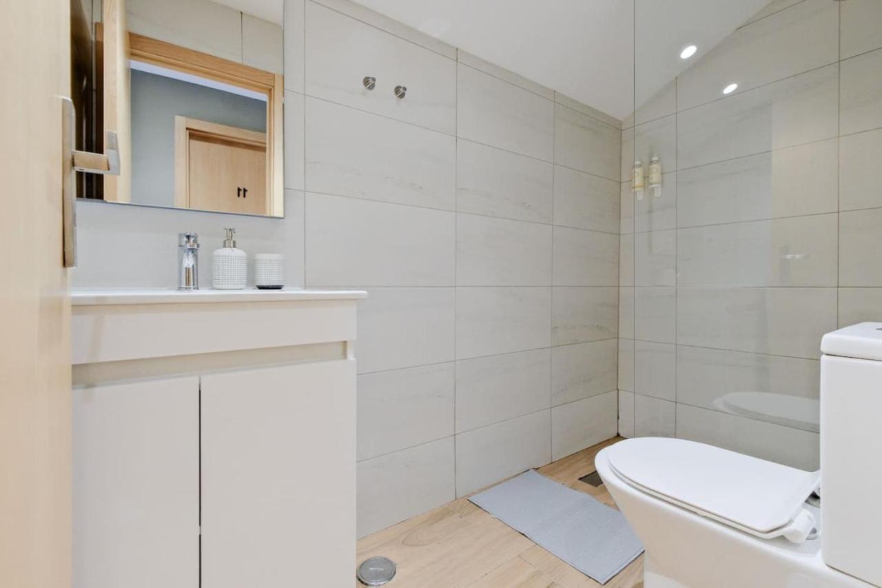 Lovely Fully Equipped Near Subway N11 * Lisbon