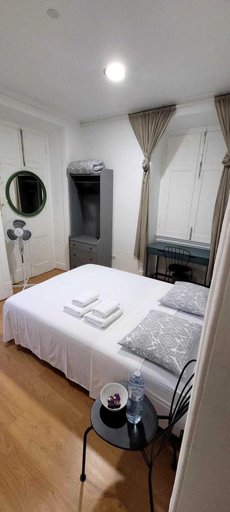 Quarto em Acomodações Particulares Varanda Privada Iroom *