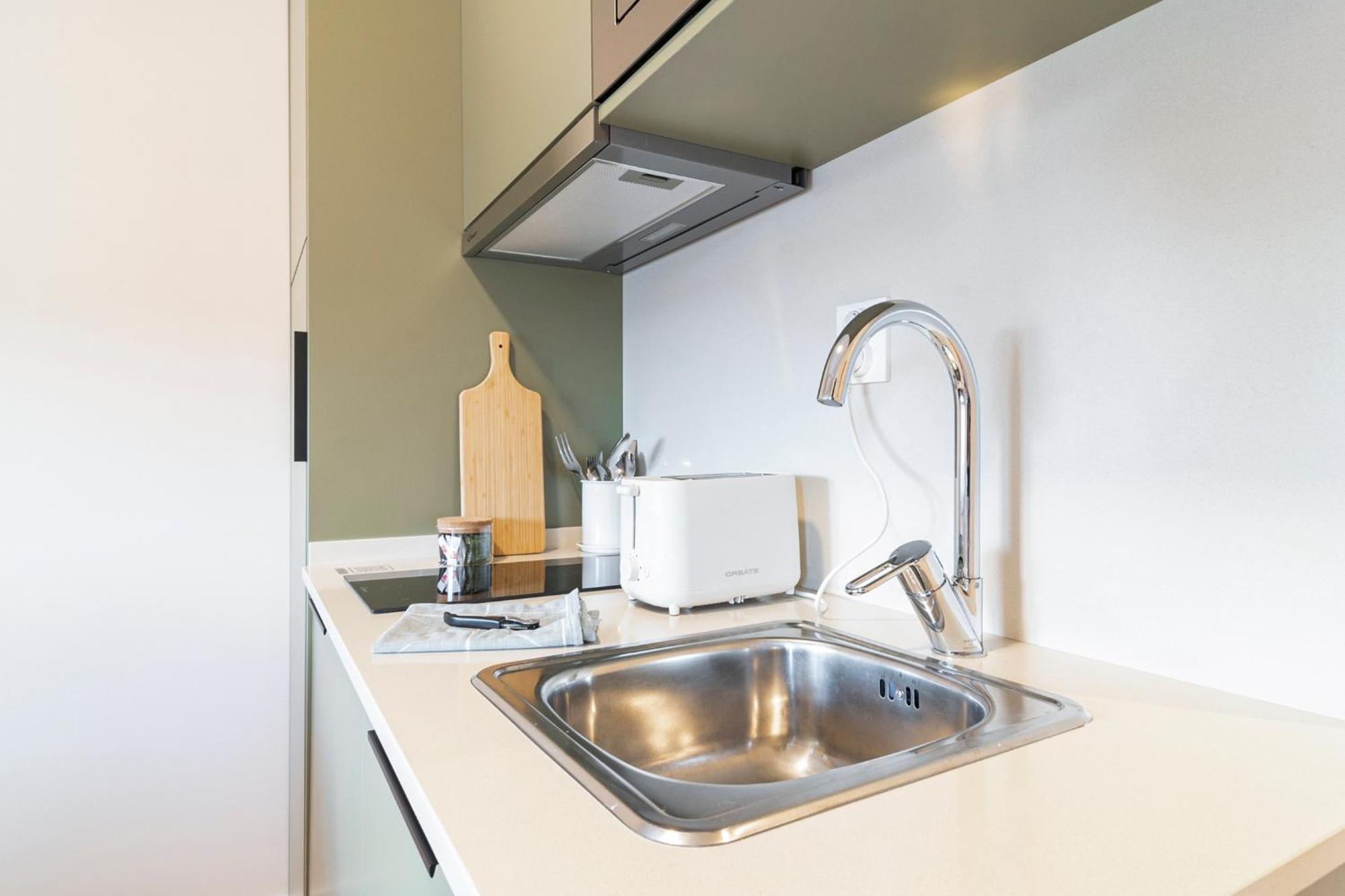 Metropolitan Living - Campolide Apartment Lisbon