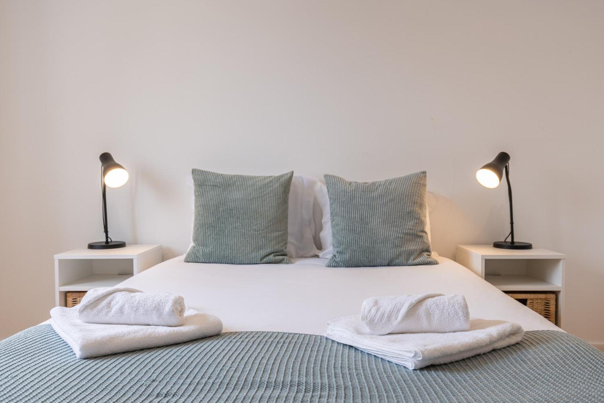 Apartment Madragoa Hideout Lisbon