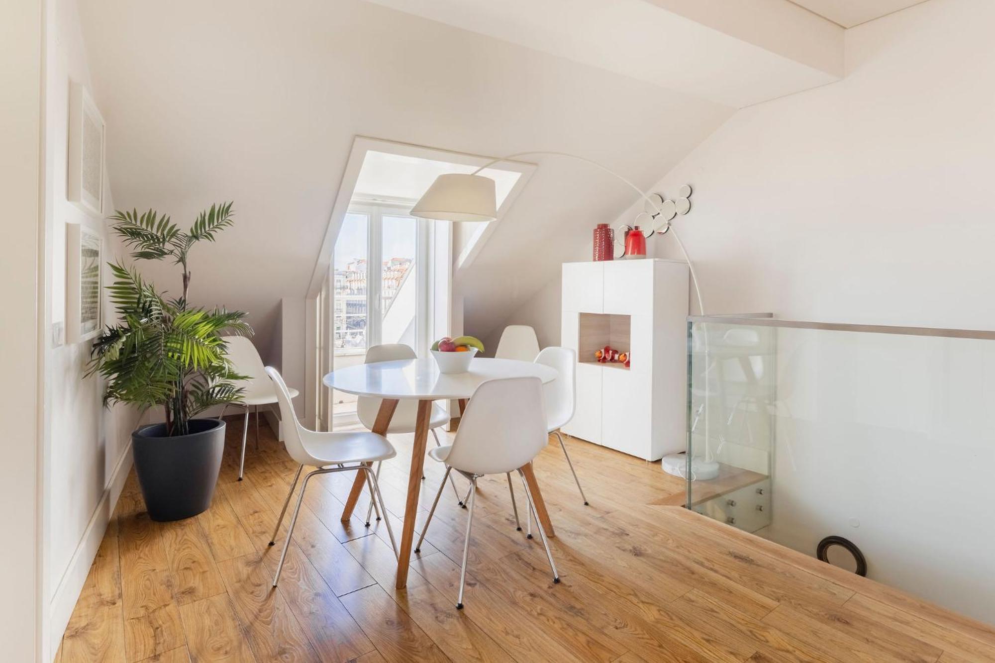 Chiado Square Apartments | Lisbon Best Apartments *