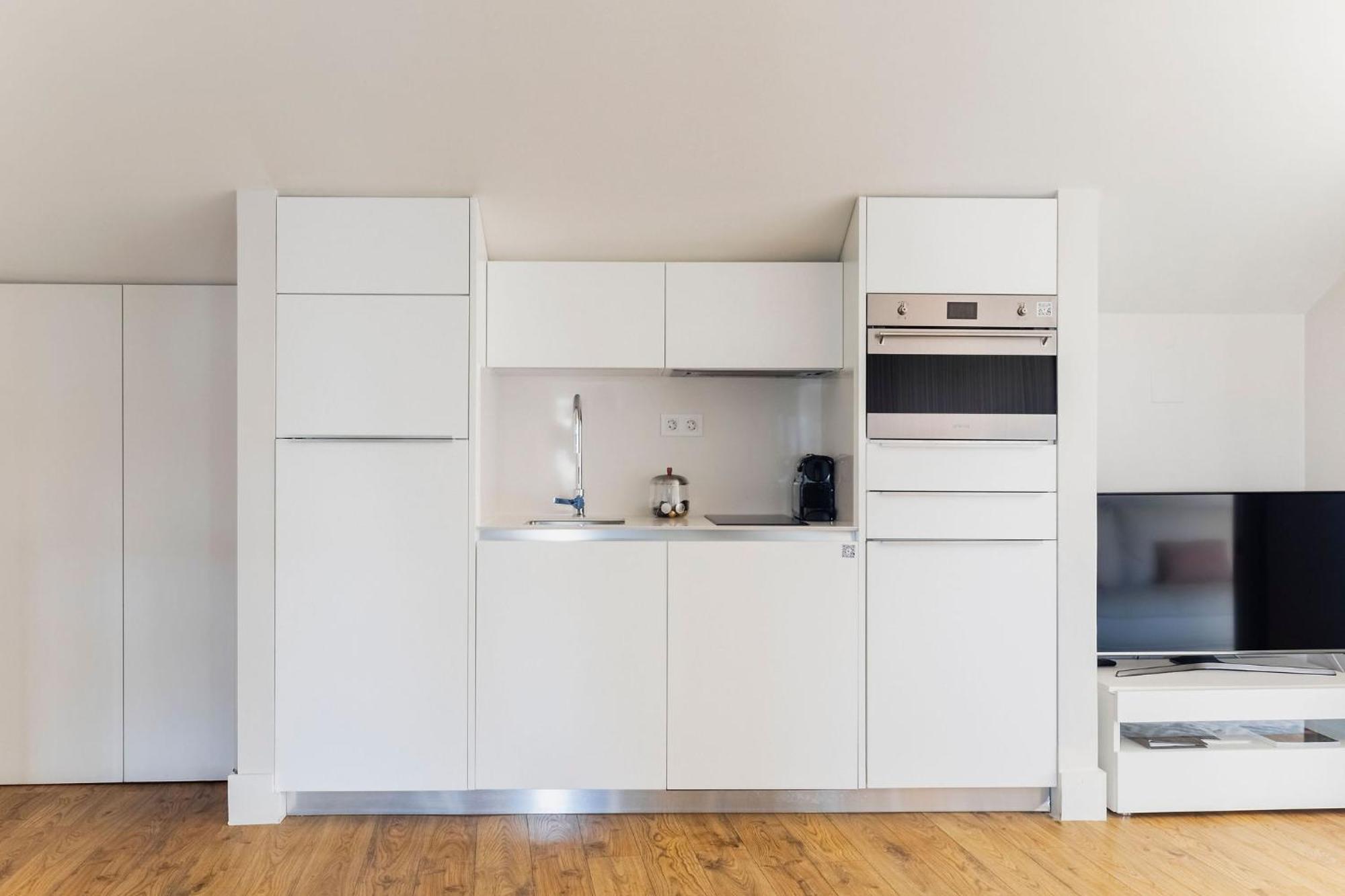 Chiado Square Apartments | Lisbon Best Apartments *