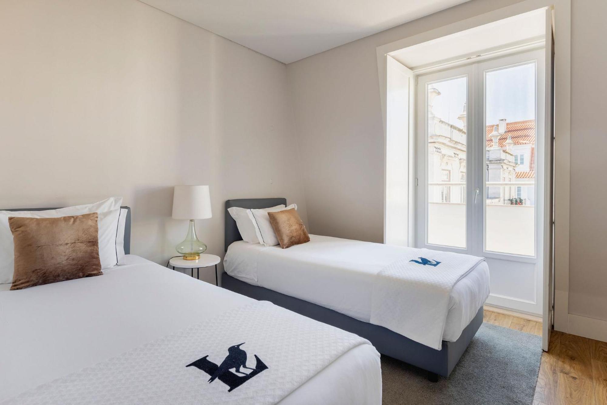 Apartment Chiado Square Apartments | Lisbon Best Apartments