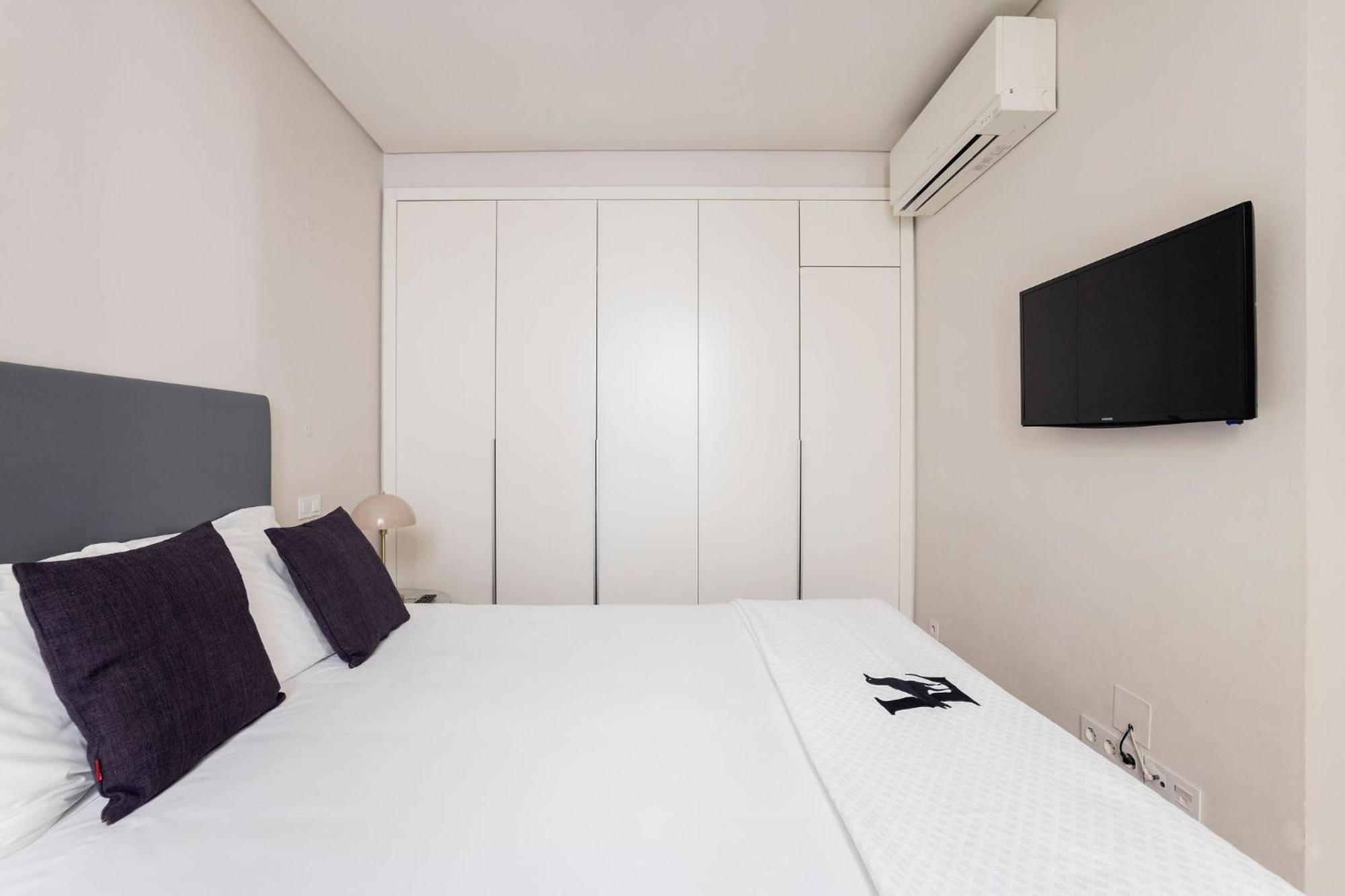 Chiado Square Apartments | Lisbon Best Apartments