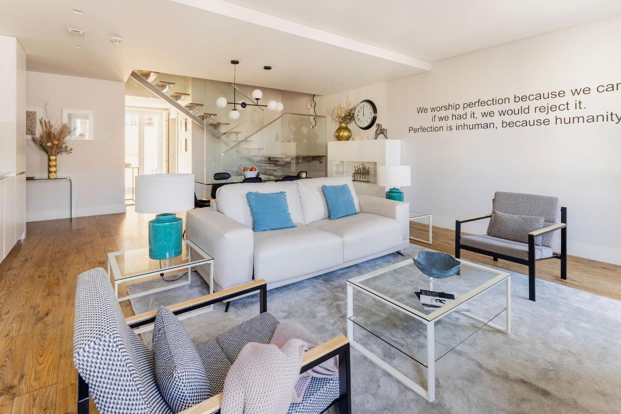 Apartment Chiado Square Apartments | Lisbon Best Apartments