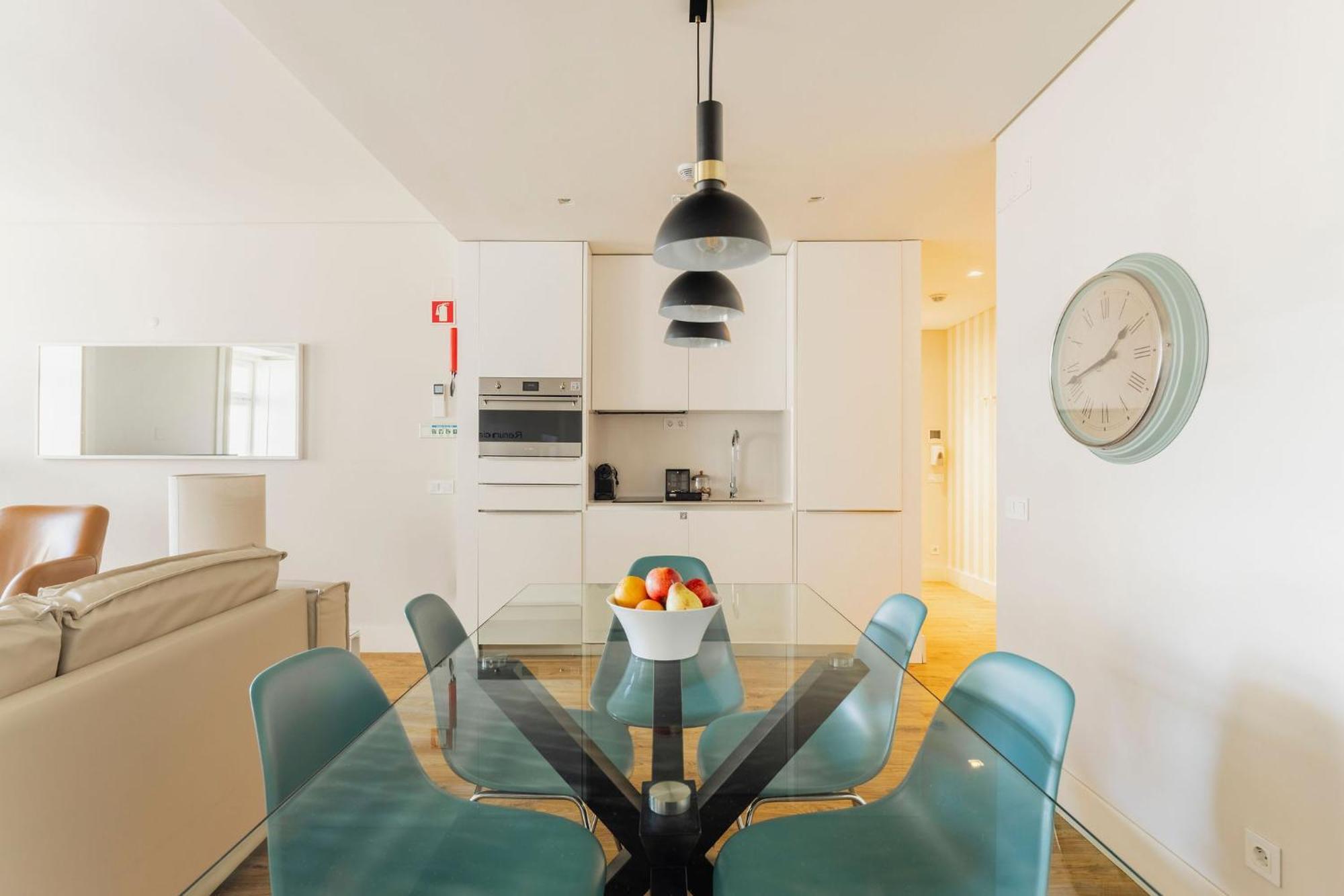 Chiado Square Apartments | Lisbon Best Apartments