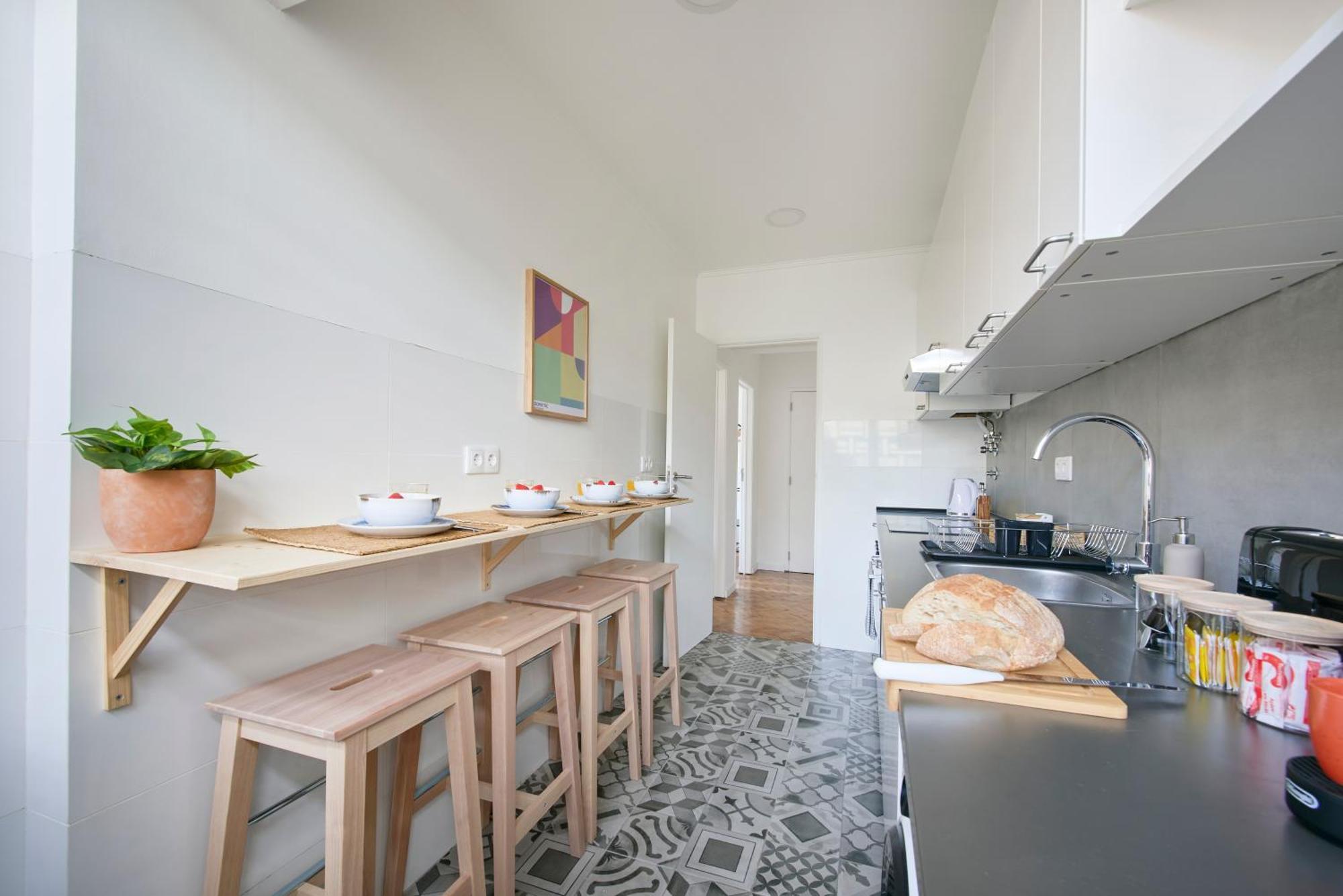 Charming Graca Flat W Balcony, By Timecooler Apartment Lisbon