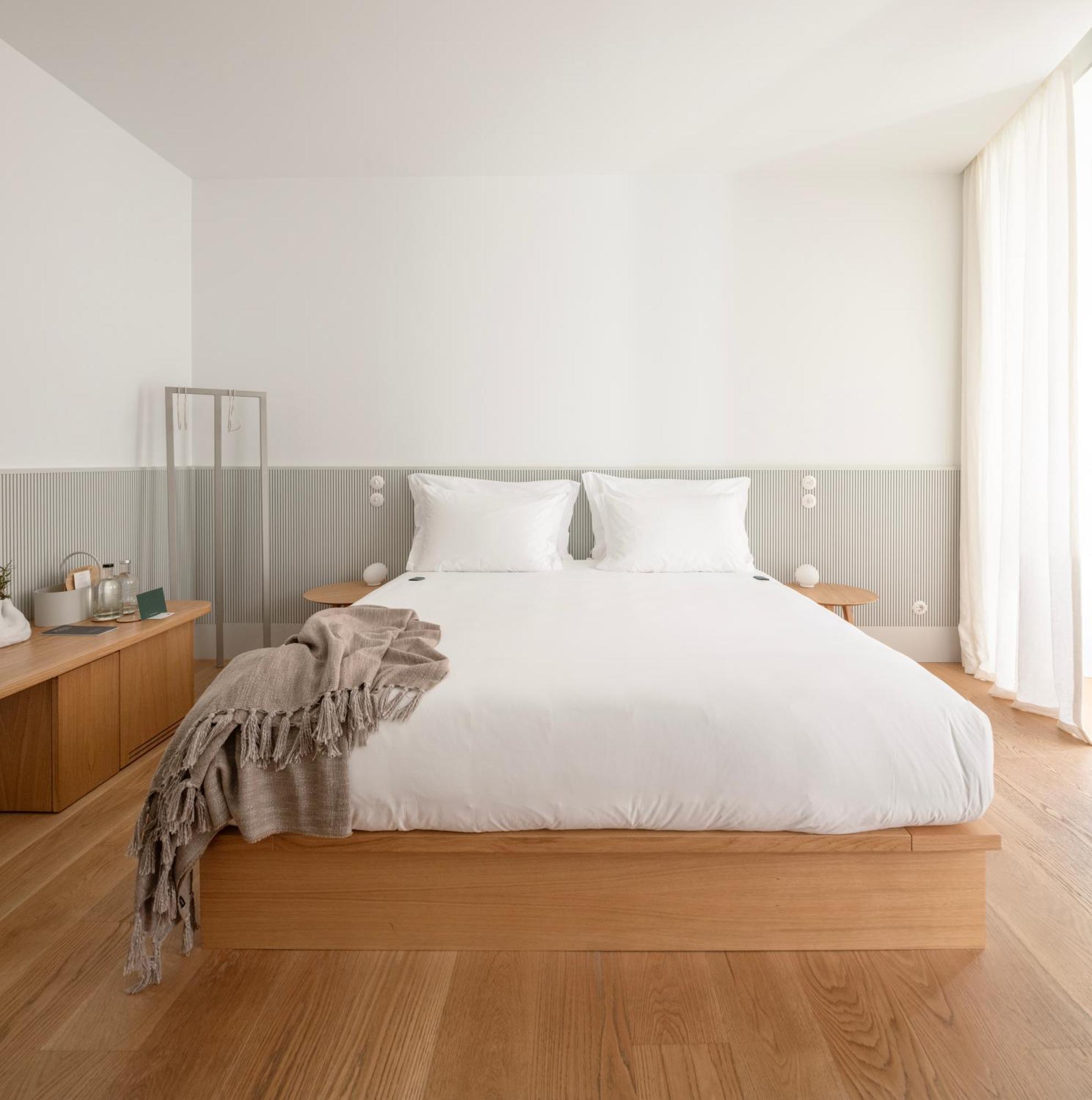 Montecarmo12 - Design Boutique 5* Lisbon