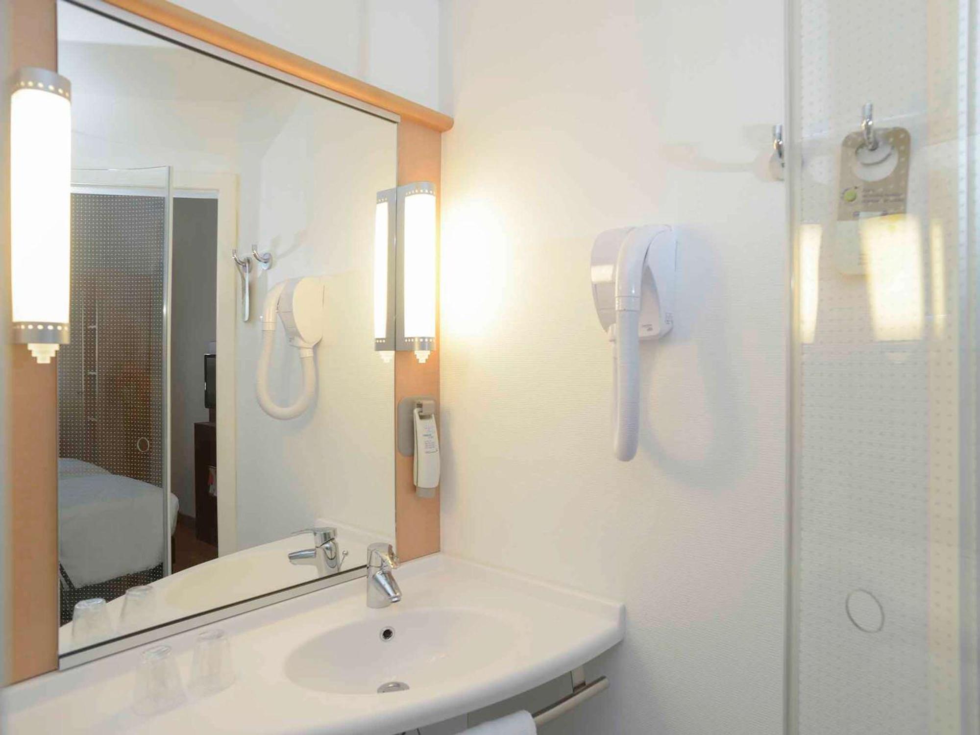Ibis Parque Nações Hotel