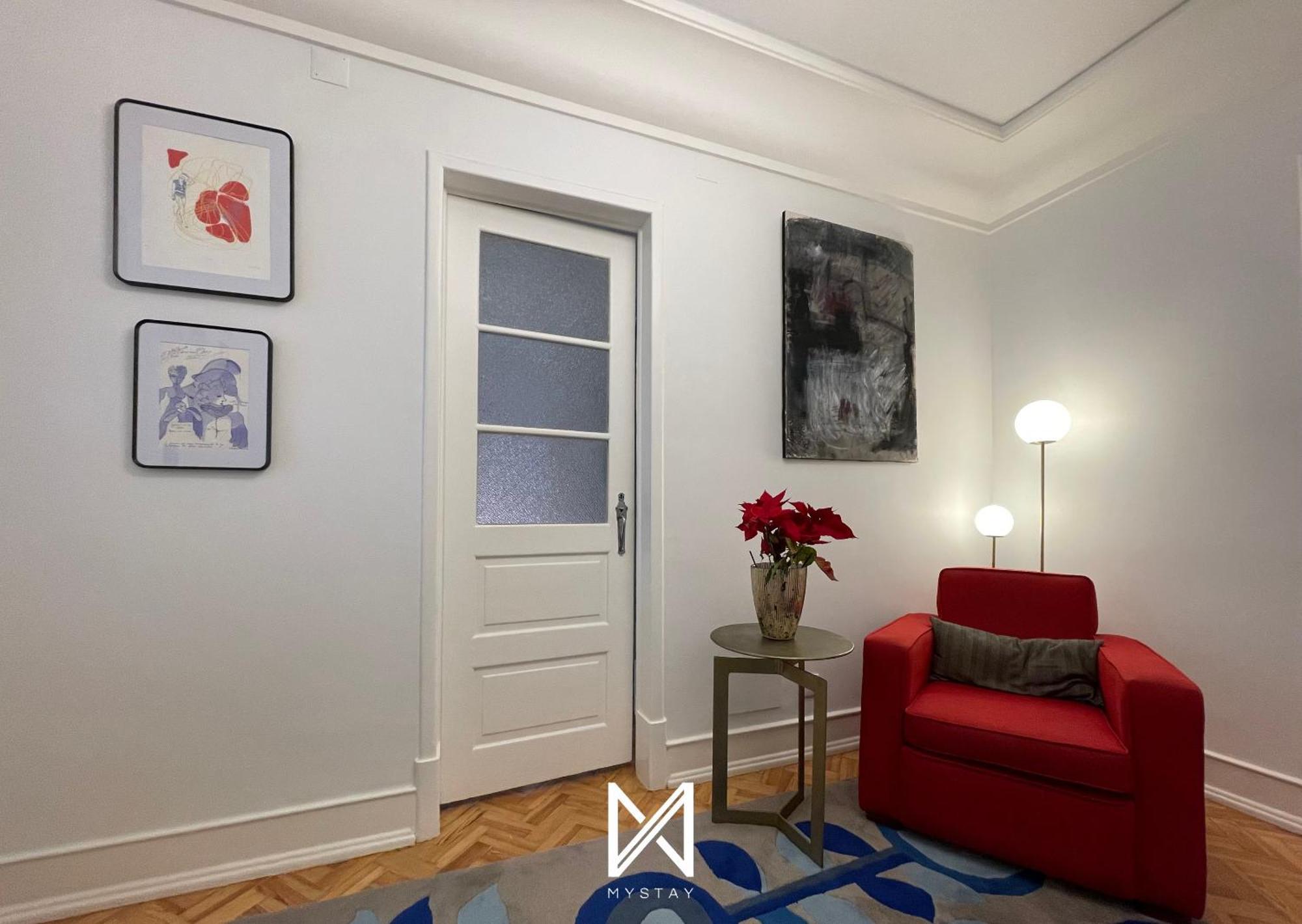 That Place For U - Vintage Homestay Lisbon