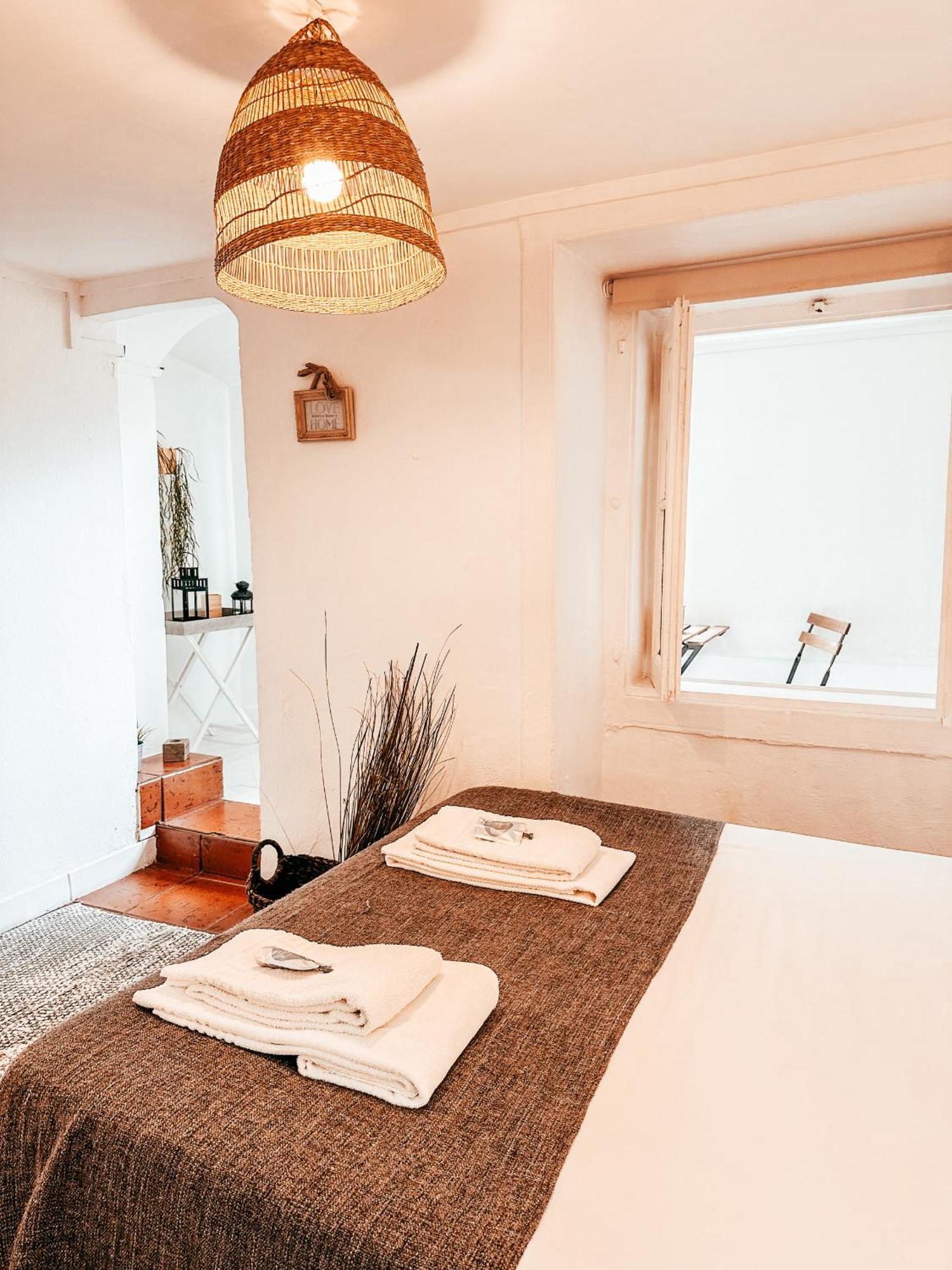 Apartment Typical By Gt House *