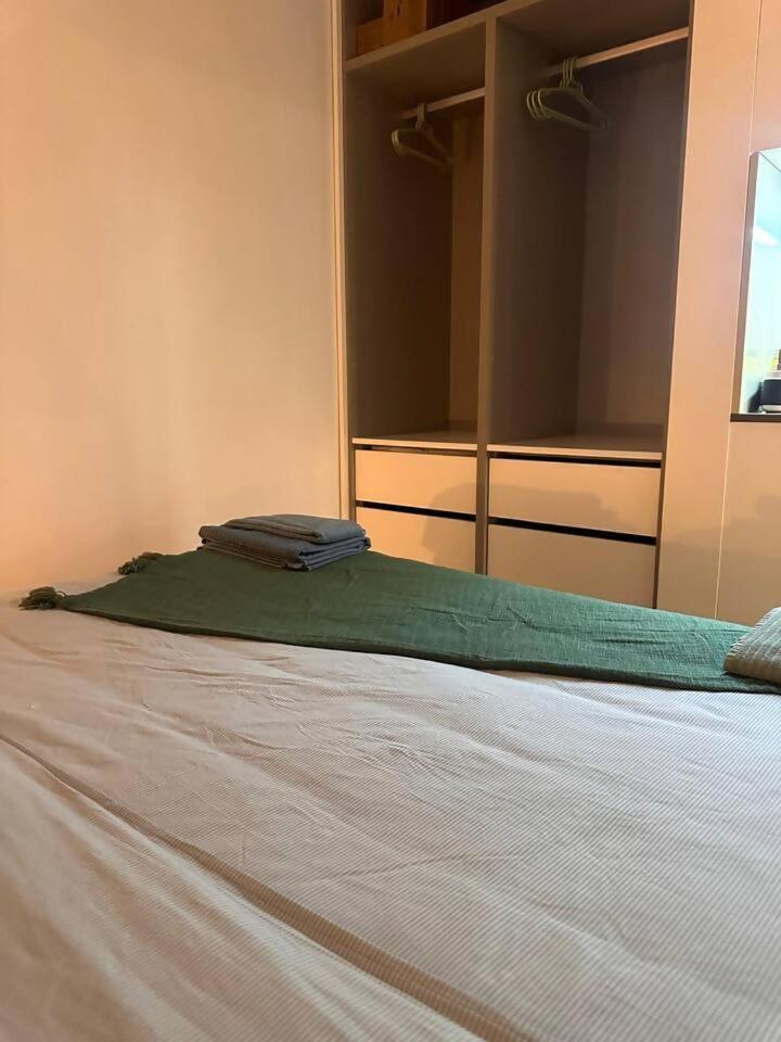 Apartment Chic Apartment-rua Verde, *