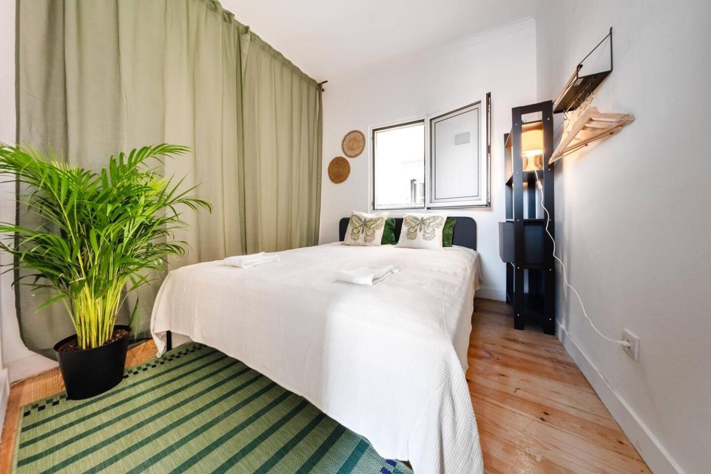 Apartment Spacious 5 Bedroom - River Views Lisbon