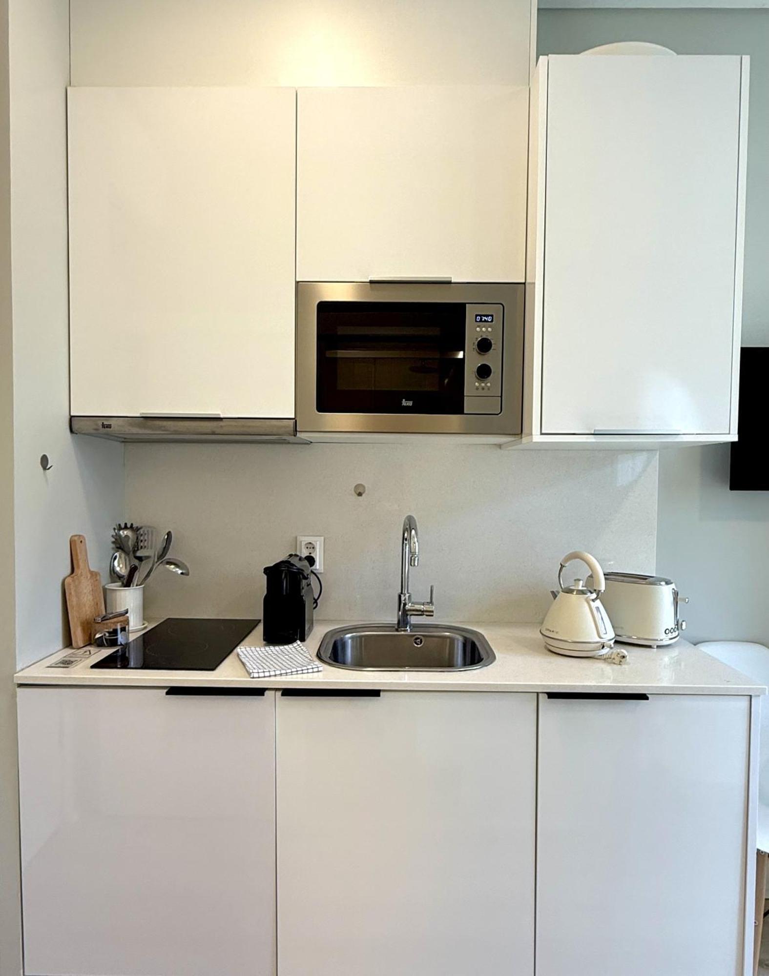 Apartment Metropolitan Living - Janelas Verdes *