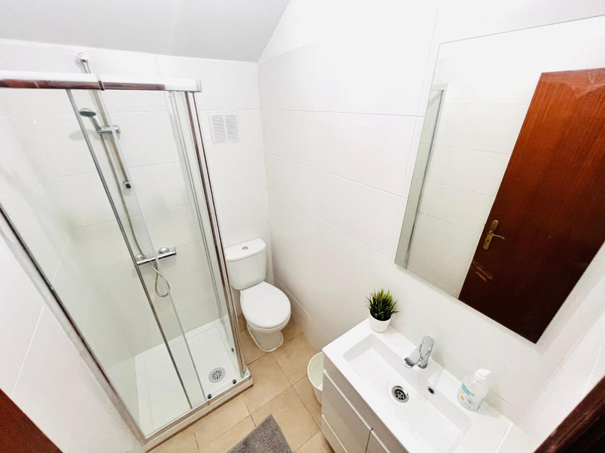 Bairro Alto, Location In Centre Hostel Lisbon