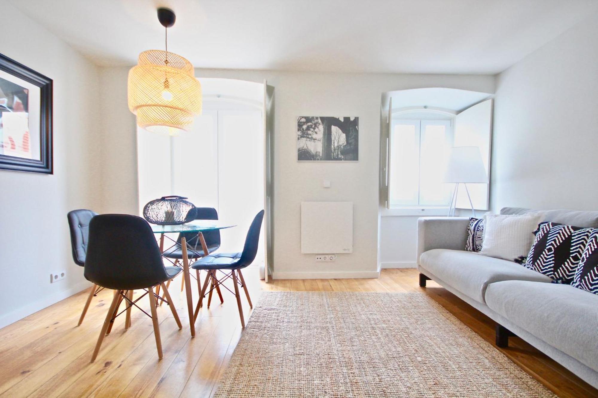 Apartment Akicity Graca Story