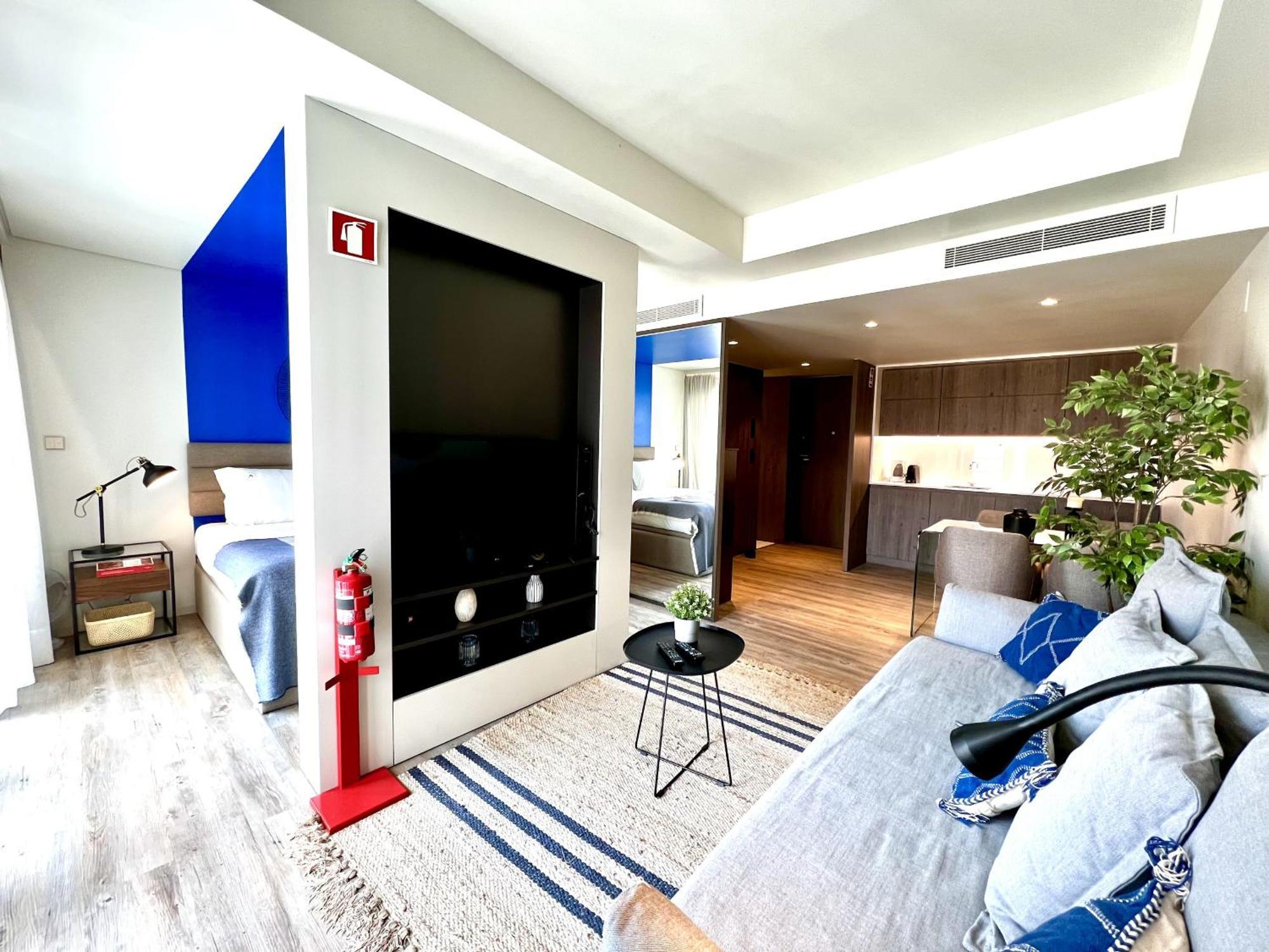 Elegant Santos, Apartment