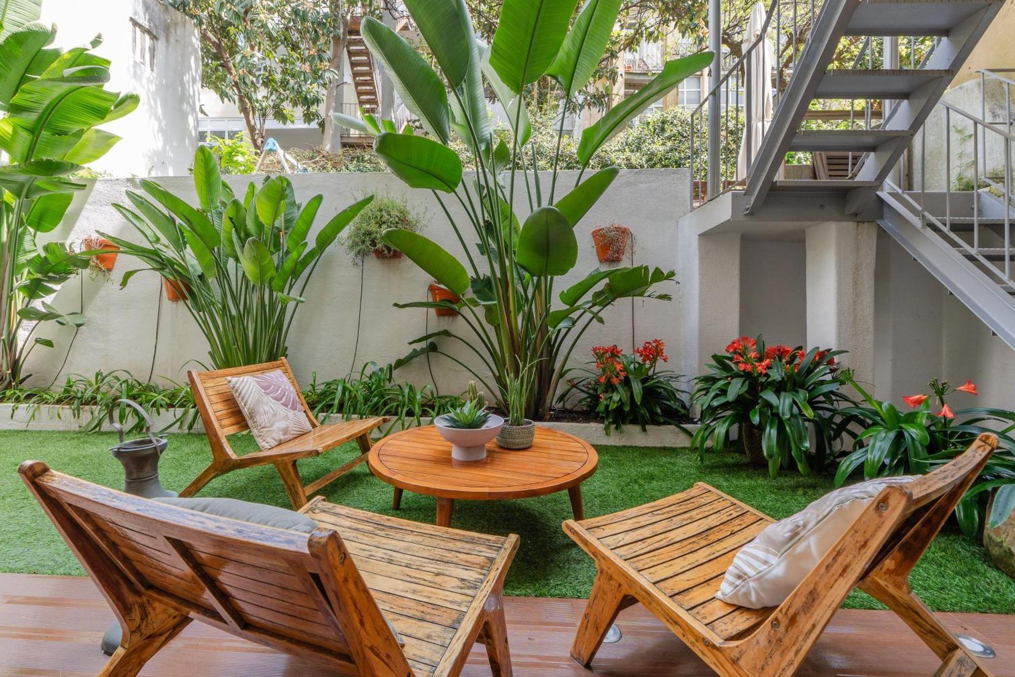 Garten Rueckzug * Lisbon