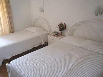 Hotel Pensao Santo Tirso Lisbon