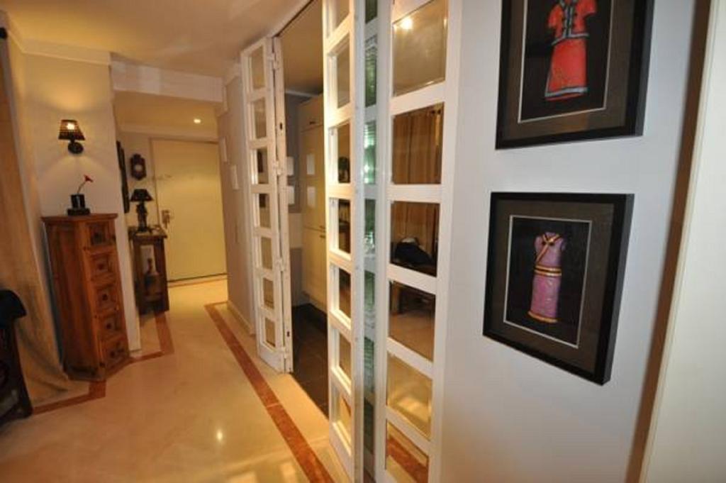 Apart Lisbon Pool Metro Garage Apartment