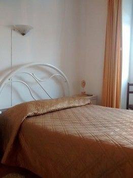 Pensao Santo Tirso 3* Lisbon