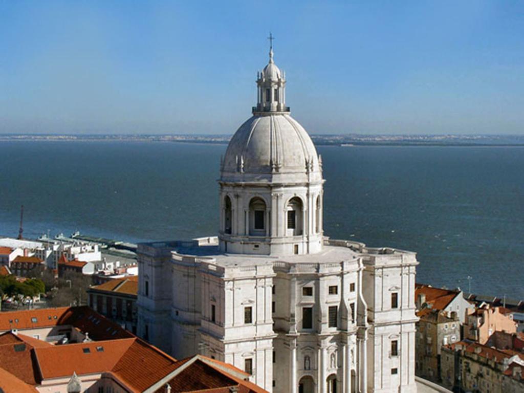 Alfama 28 Apartment *
