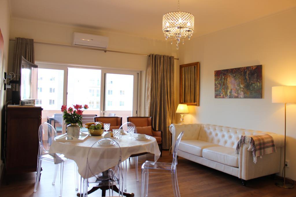 Quad 2 Apartment
