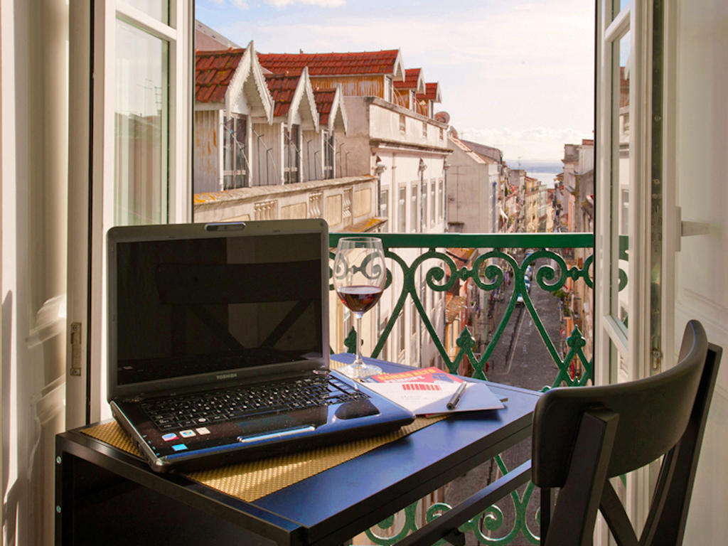 Colours Bairro Alto Lisbon
