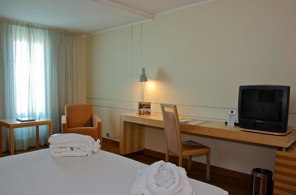 Vip Executive Entrecampos & Conference 4*