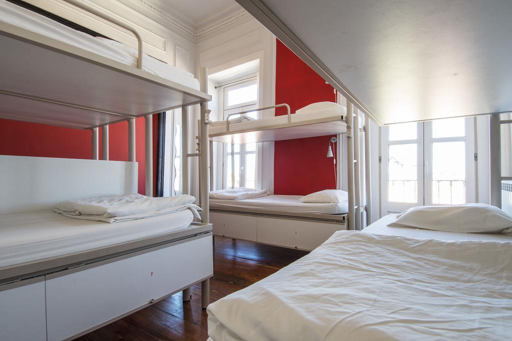 Hostel Safestay Bairro Alto Lisbon