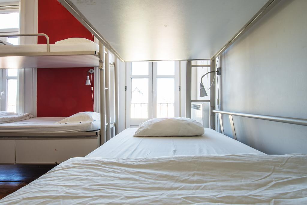Safestay Bairro Alto * Lisbon